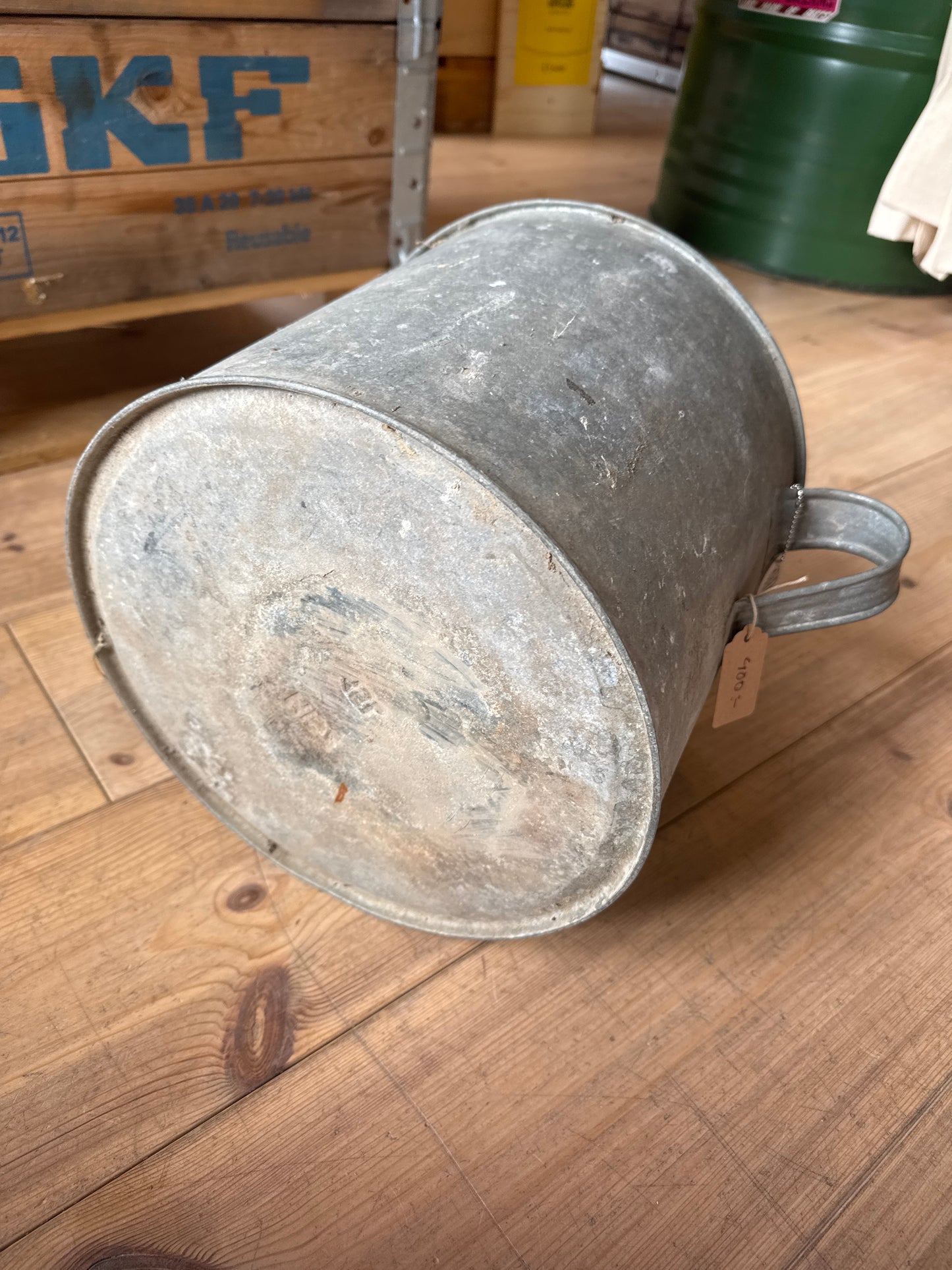 Kärl/plåtkruka 15 l