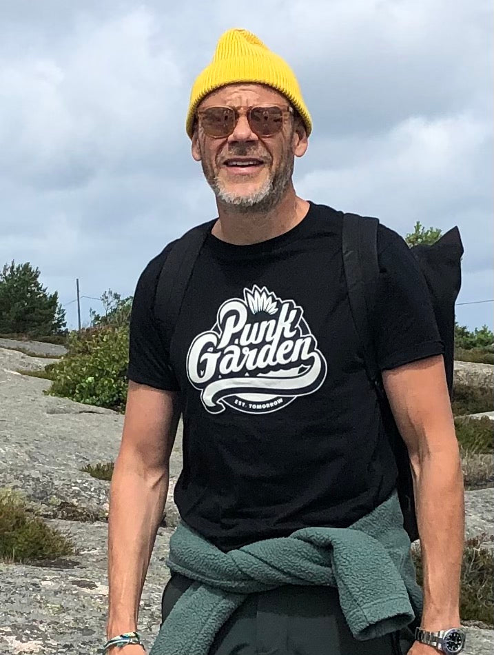 T-shirt regular fit svart