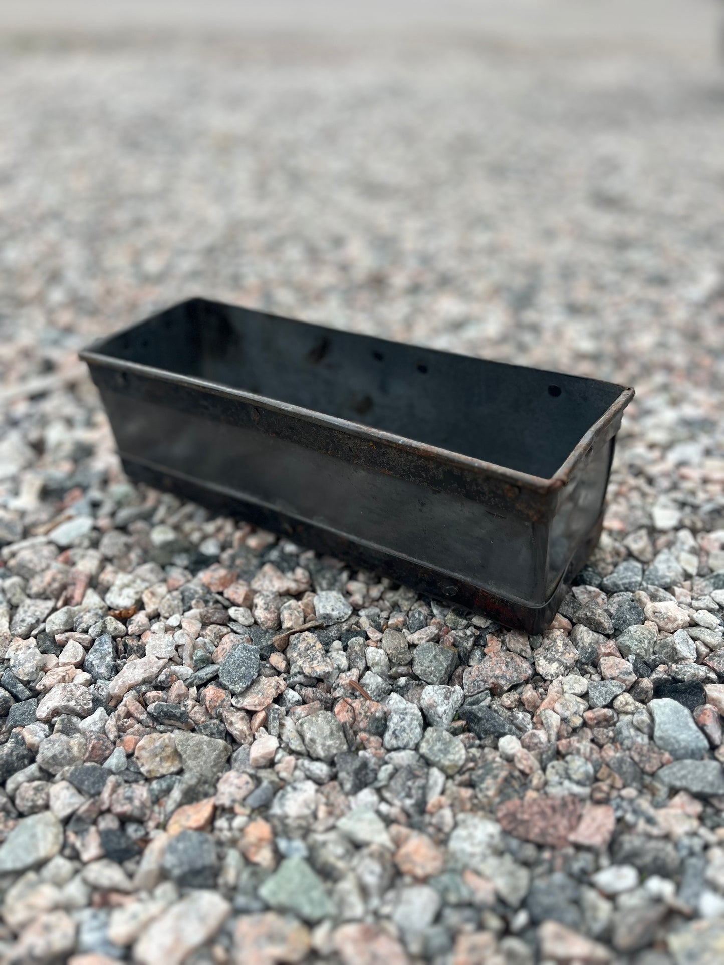 Liten plåtlåda