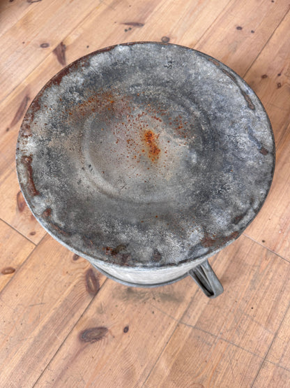 Kärl/plåtkruka 30 l