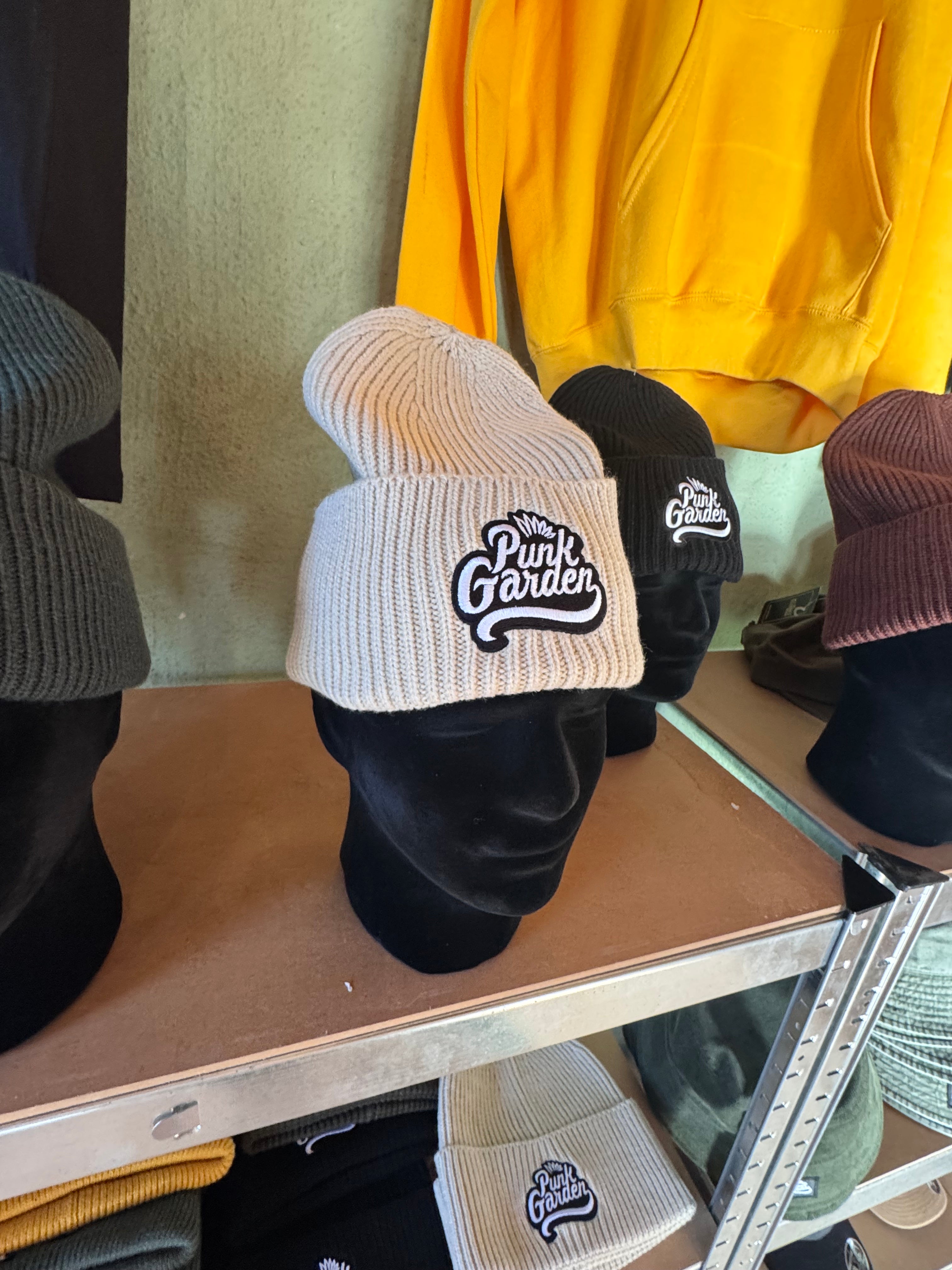 Beanie Yellow – Punk Garden AB